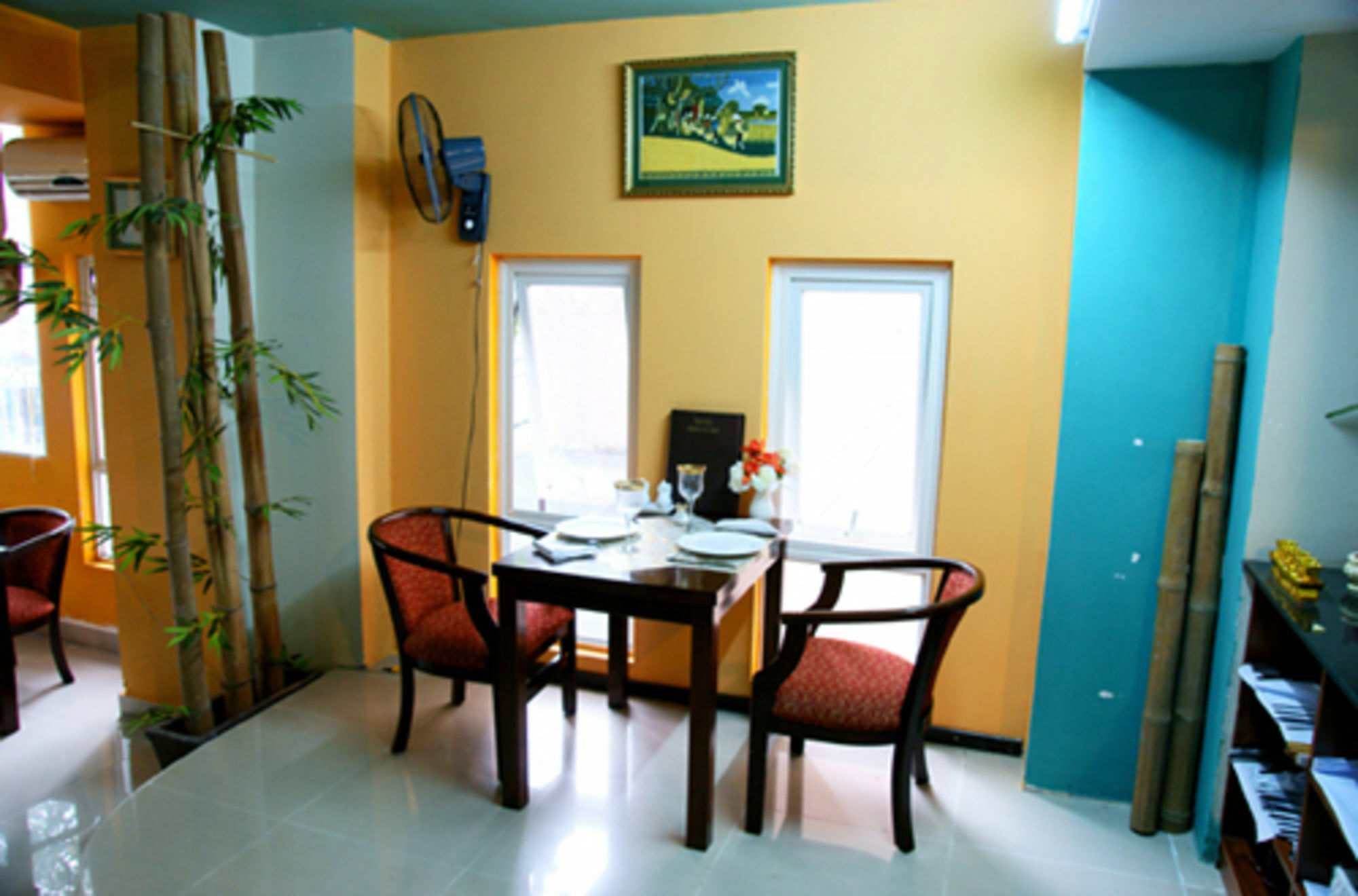 Imperial Saigon Hotel 3*